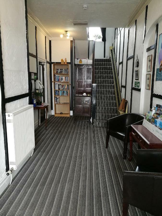 Westleigh Bed & Breakfast Morecambe Luaran gambar